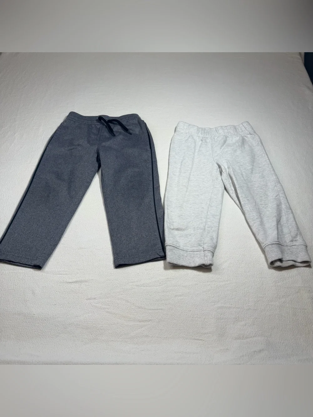 Lot Of (2) 2T Jogger Sweatpants Activewear Carter’s/Jumping Bean Boys